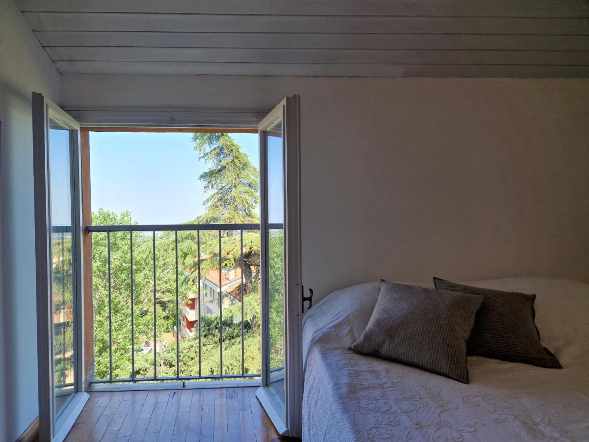 Lovely One-Bedroom Attic In An Ancient Village Болонья Экстерьер фото